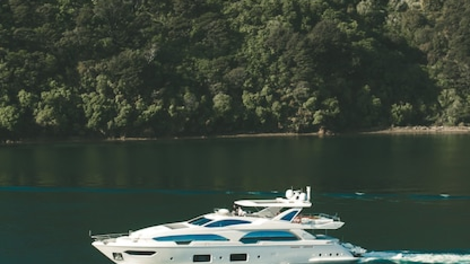 Achat et vente de yachts : entre luxe, passion et liberté