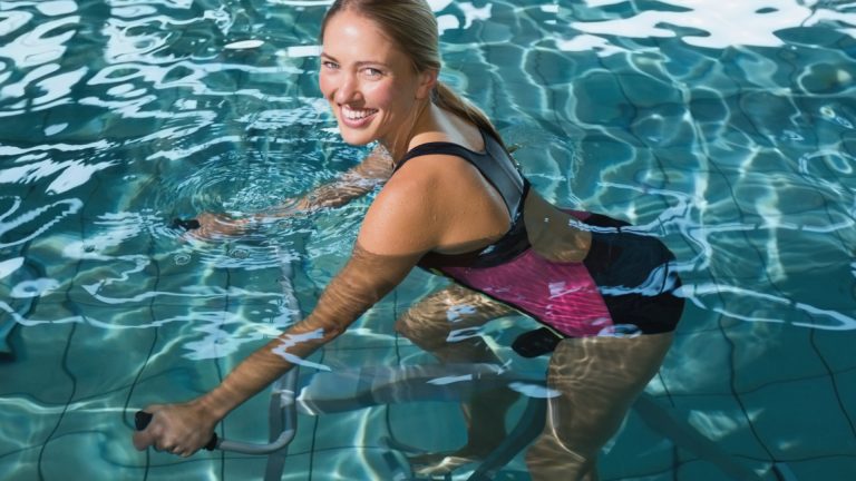 Aquabike à paris : le sport aquatique qui séduit tout le monde