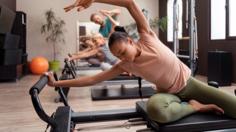 Les bienfaits du pilates reformer sur Paris : énergie et tonus !